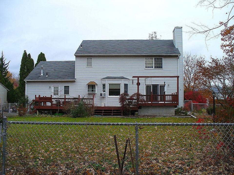 1st image of 89 Creamery Dr