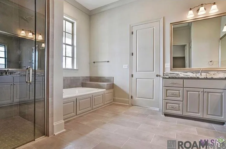 10851 Cane Mill Ln — Photo 6
