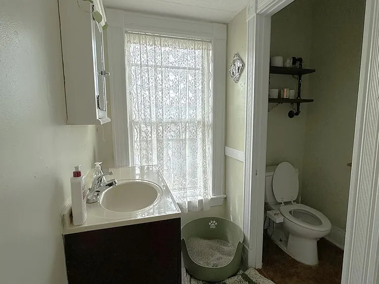 231 Maple Street — Photo 8