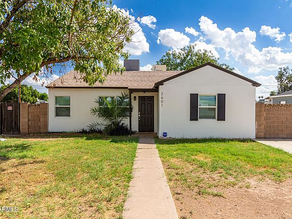 3rd image of 2601 W Montebello Ave