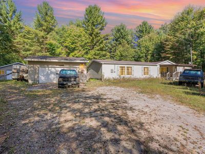 2094 Grim Rd, Bentley, MI, 48613