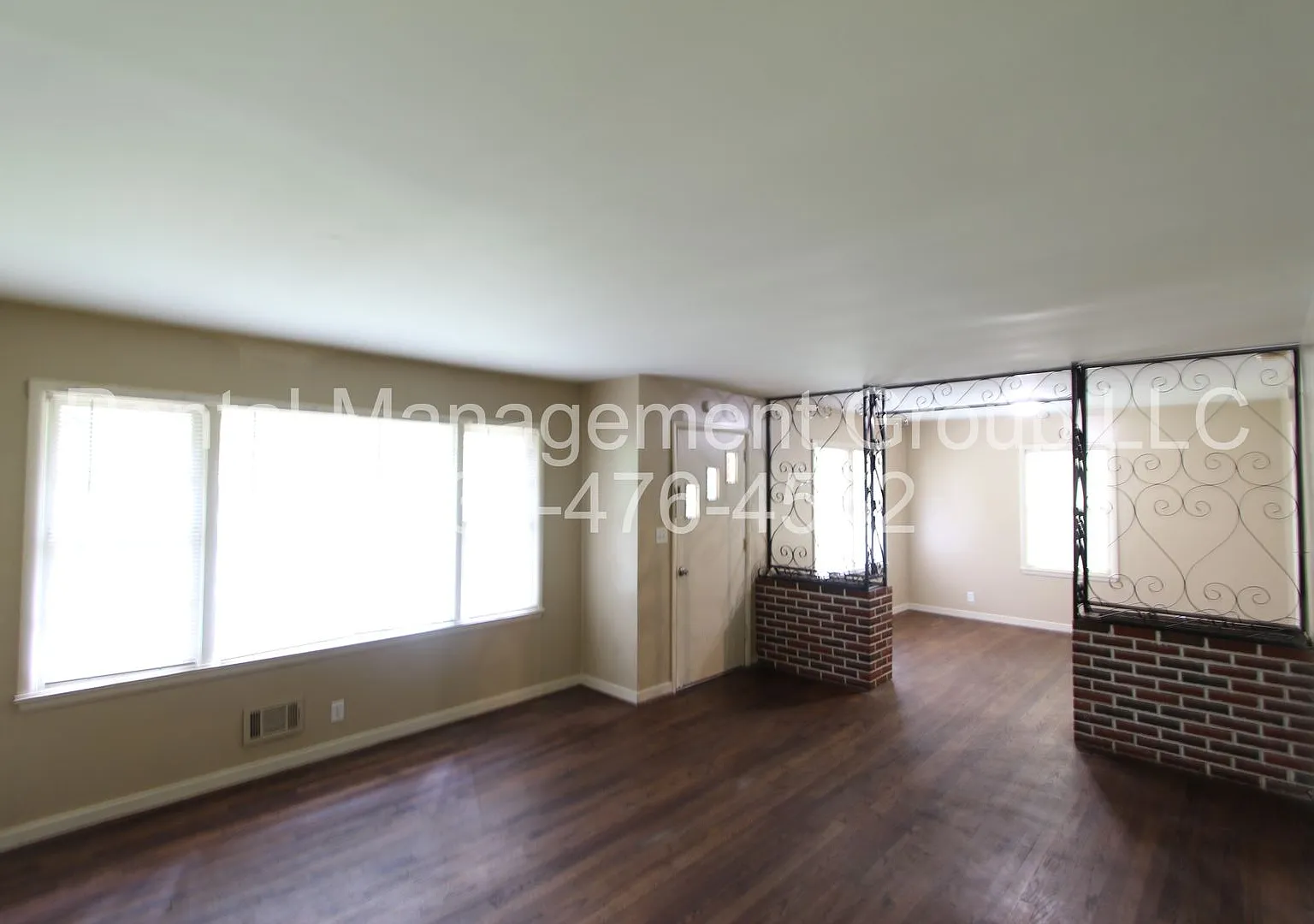 New On The Market! Better Hurry!! — Photo 3