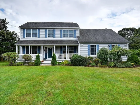 14 Walsh Rd, Charlestown, RI 02813