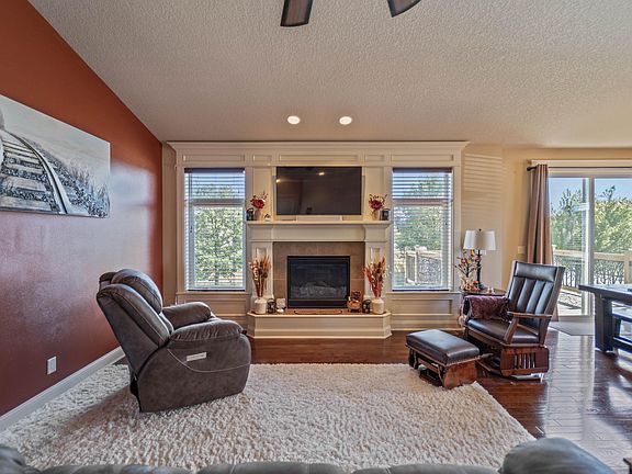 3rd image of 3120 Cottontail Ln