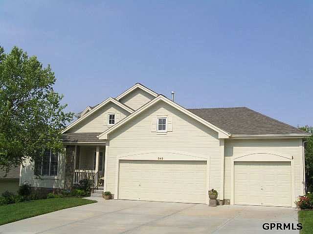 1st image of 549 S 188th Avenue Cir