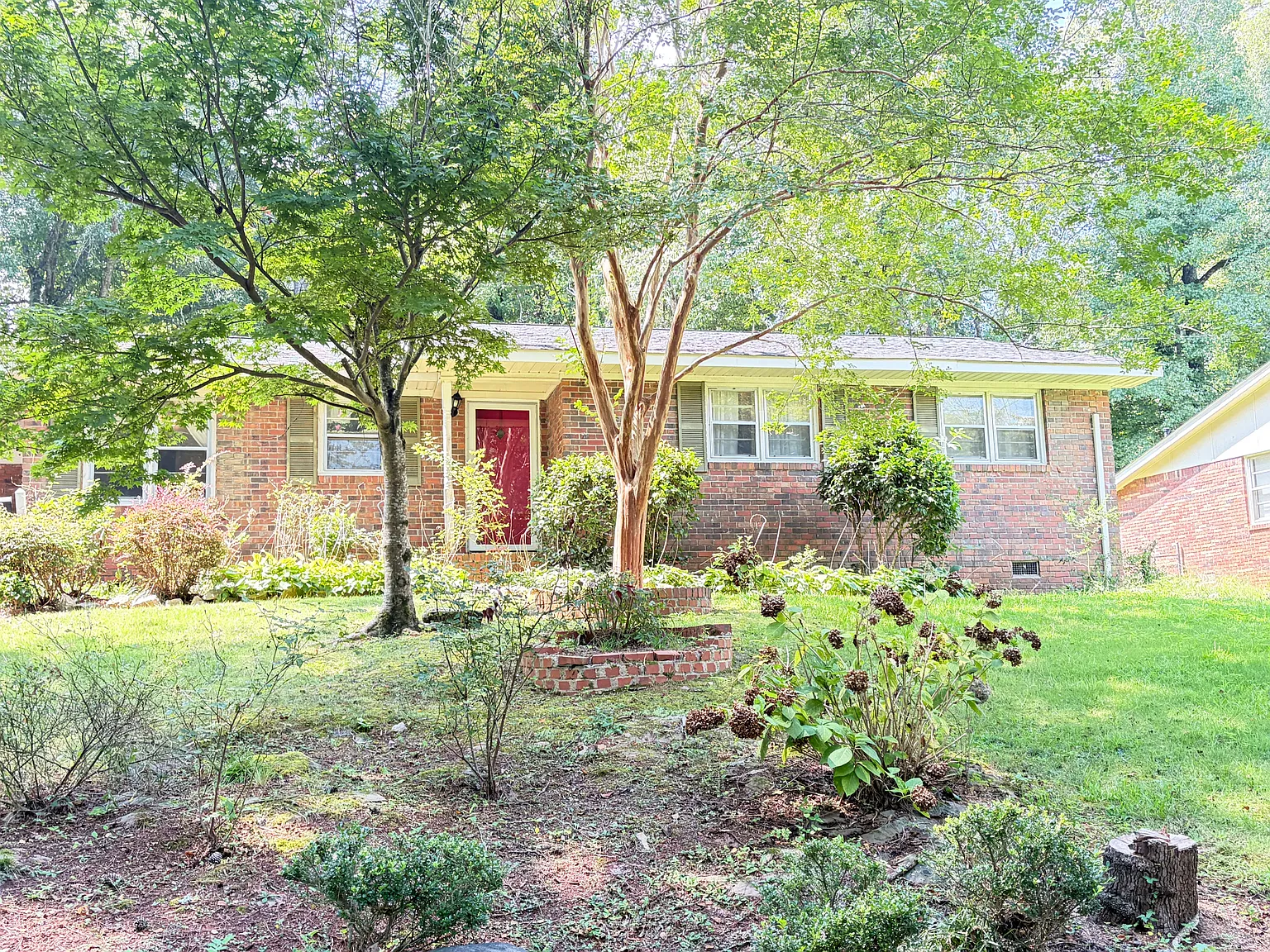 3 bed, 1573 sqft, $1,800 — Photo 1