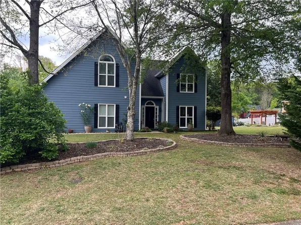 3147 Pine Needle Ct SW, Lilburn, GA 30047