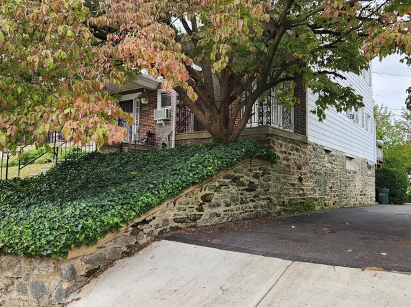 3413 Bowman St, Philadelphia, PA 19129