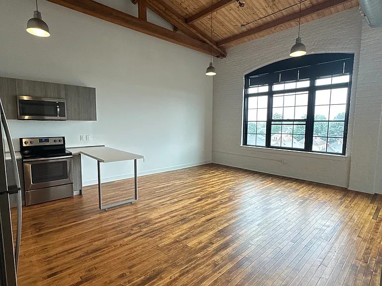36 Cromwell St #406 — Photo 8
