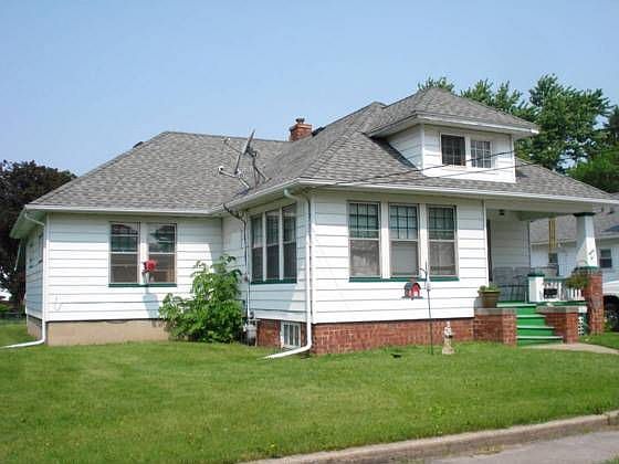 1st image of 82 Madison St