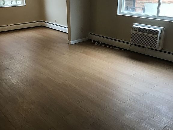 5th image of 5895 Shadymist Ln