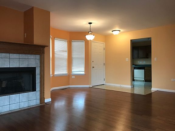 2nd image of 2604 Sheehan Ct Unit 101