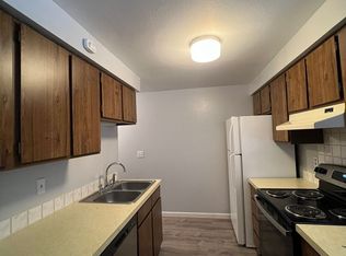 902-904 E North Ave, Spokane, WA 99207