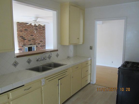4th image of 625 N Mariposa St