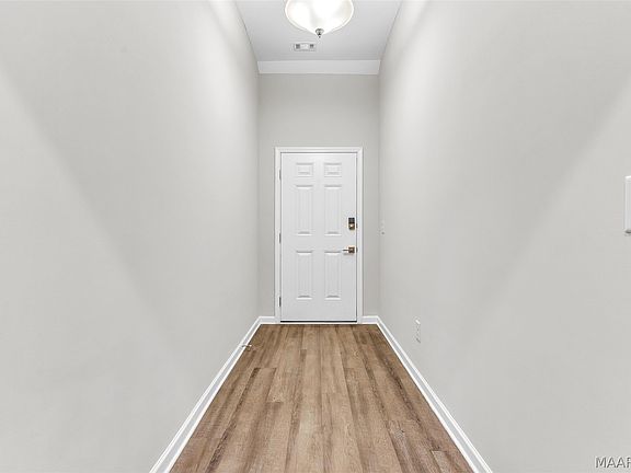 4th image of 1823 Landing Pl