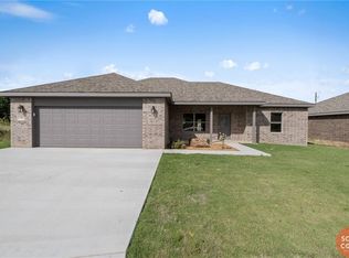 2002 Brooke Ln, Brownwood, TX 76801