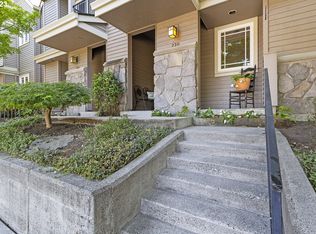 220 NE 5th St, Gresham, OR 97030