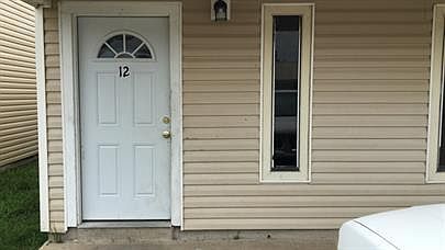 5th image of 124 Meadowlake Dr Unit 12
