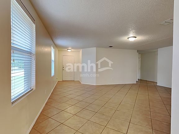 5th image of 1625 Flagstone Ln