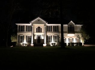 4 Preachers Pl, Savannah, GA 31411