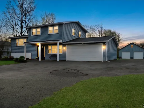 8305 Sandra Ave, Cicero, NY 13039