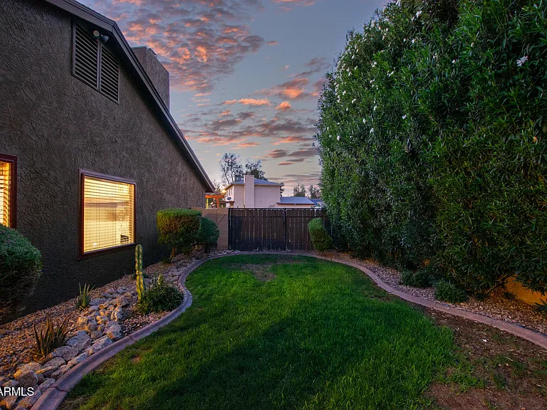 6863 E Phelps Rd — Photo 37