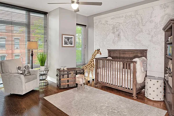 Sold by Keller Williams City Life Realty | media 7