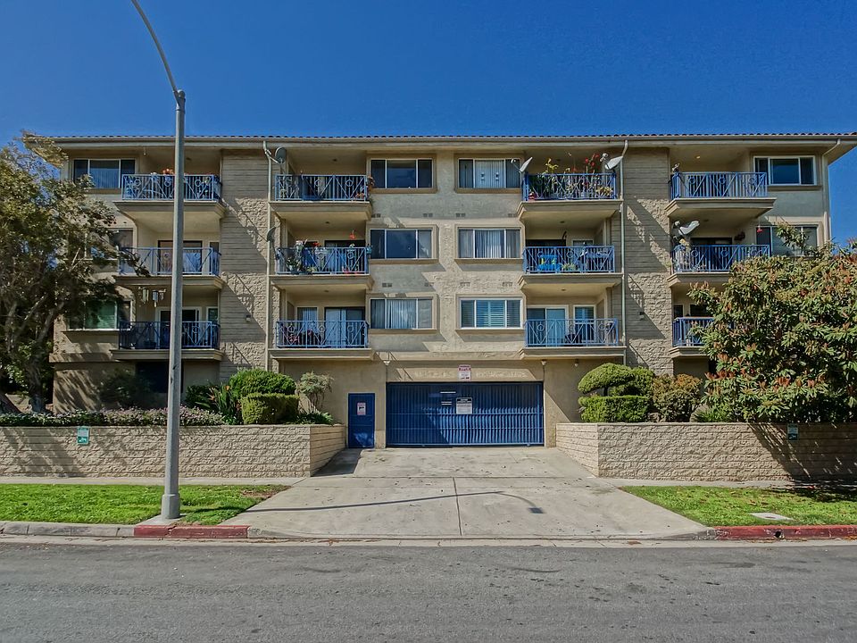 1st image of 1110 W 10th St APT 207