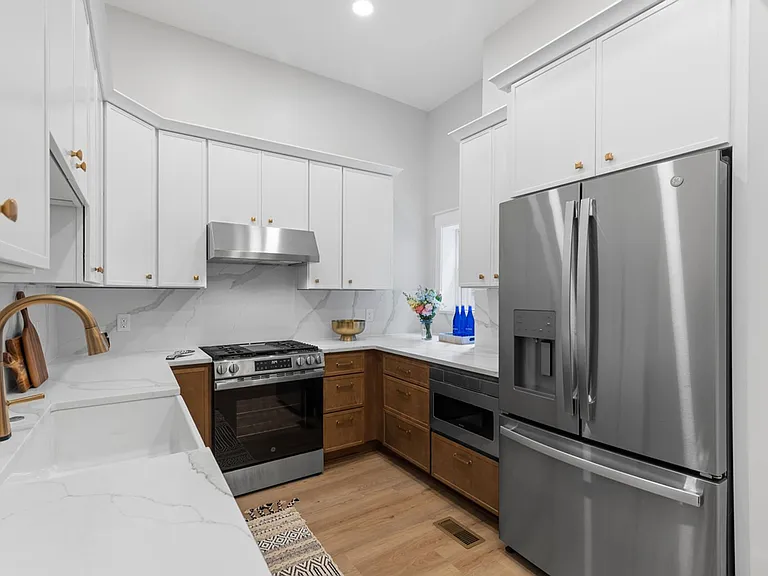 804 Cedar Ave — Photo 12