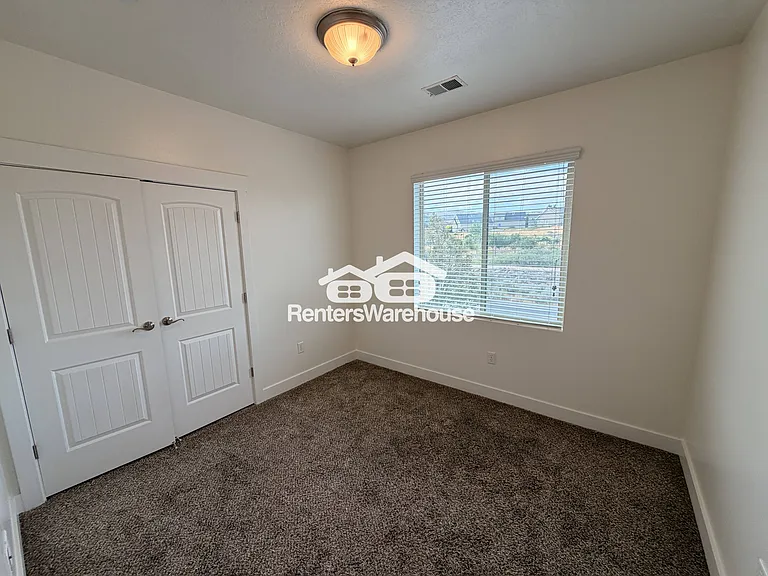 147 W Spring Hill Way — Photo 9