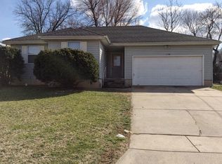 1138 E Snider St, Springfield, MO 65803