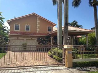 8920 SW 68th St, Miami, FL 33173