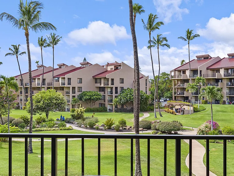 S Kihei Rd — Photo 4