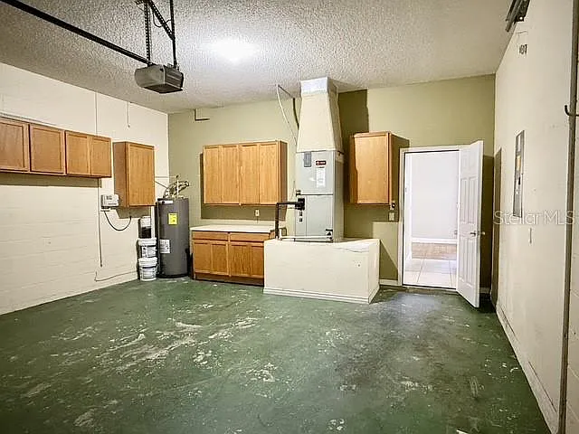 2300 The Oaks Blvd — Photo 47