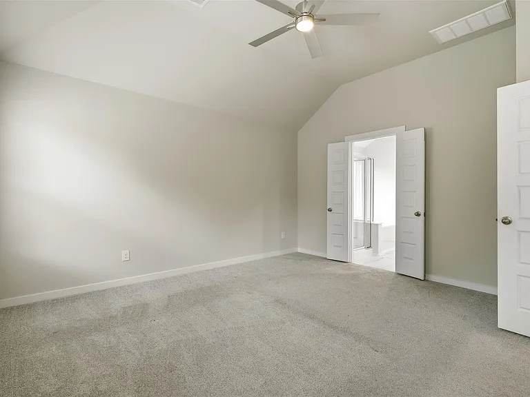 2742 Oakleaf Ash Ln — Photo 15