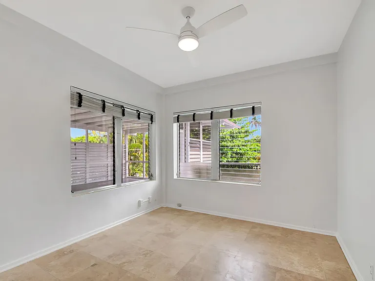 218 Worth Ave — Photo 18
