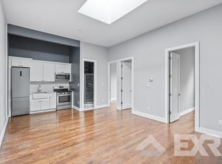 1869 Gates Ave #2C, Ridgewood, NY 11385