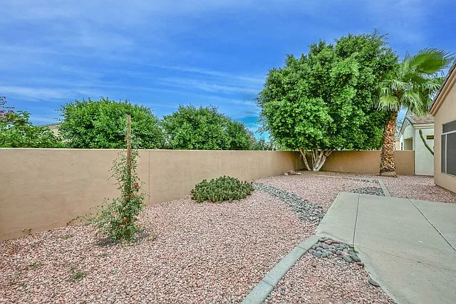 2210 E Branham Ln — Photo 42