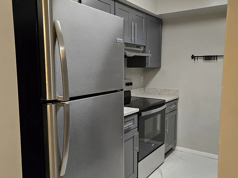 2738 Hunt Club Ln — Photo 8