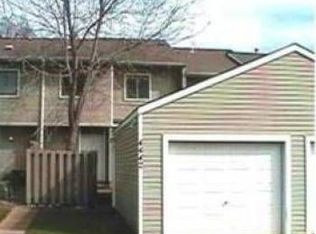 7715 McColl Dr, Savage, MN 55378