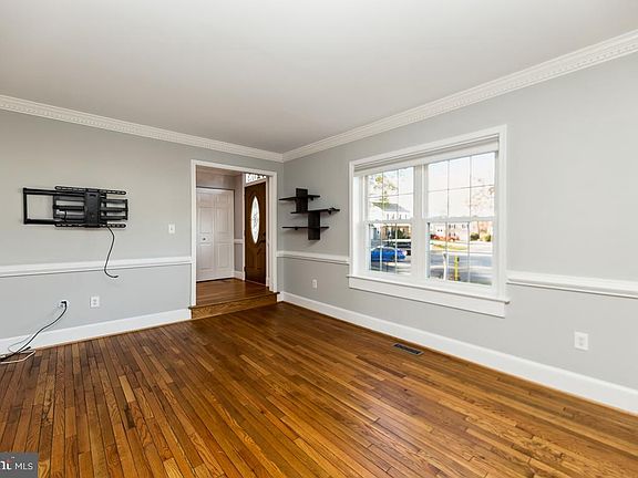 3rd image of 6203 Franconia Forest Ct