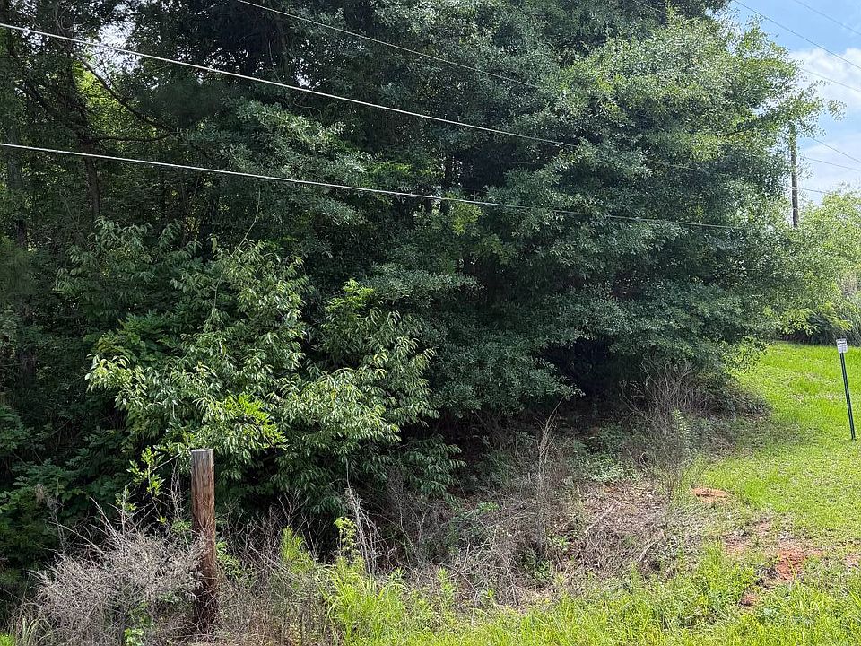 2nd image of 668 Manningham Rd
