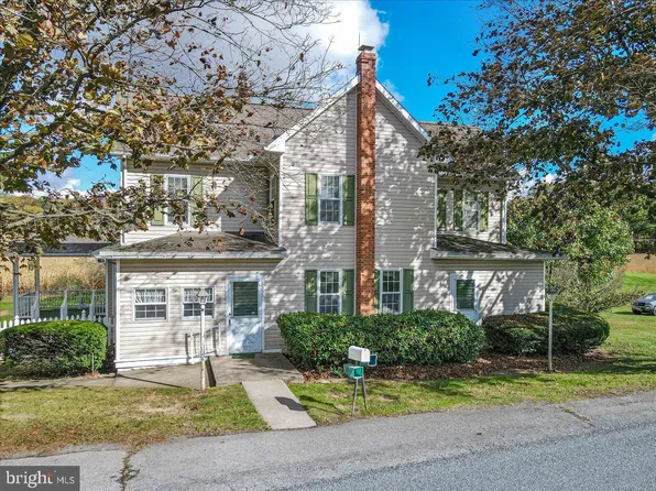 1353 Picnic Woods Rd, Lehighton, PA 18235