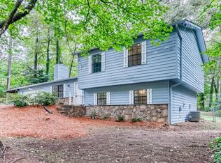 1610 Highpoint Rd, Snellville, GA 30078