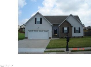 1841 Twin Rivers Rd, Clarksville, TN 37040