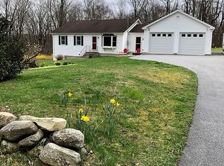 10 Brooks Rd, Litchfield, CT 06759