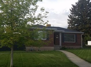 1011 E Fairclough Dr, Salt Lake City, UT 84106