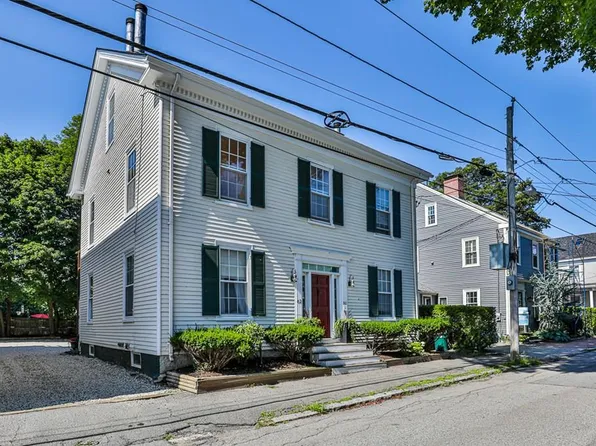 60-66 Milk St #2, Newburyport, MA 01950