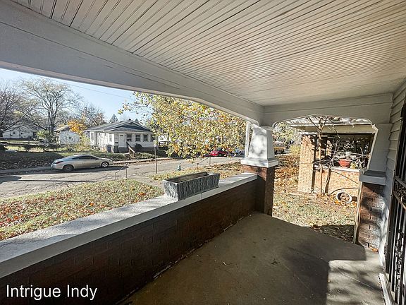 3rd image of 1317 N Gale St
