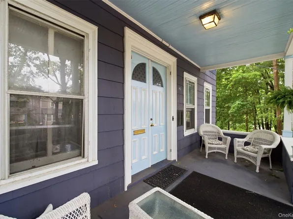 40 Scudder Ave, Northport, NY 11768